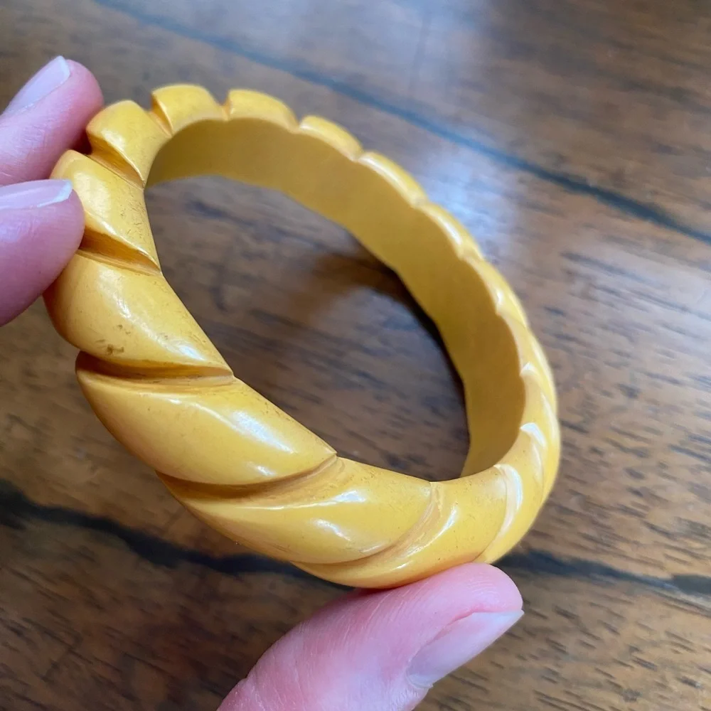 Vintage bakelite butterscotch